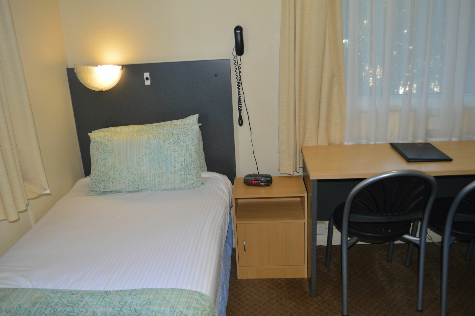 Taree Motor Inn Bagian luar foto